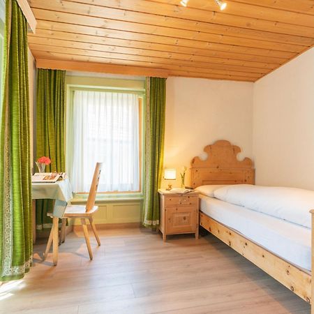 Hotel Alpina Zernez Luaran gambar